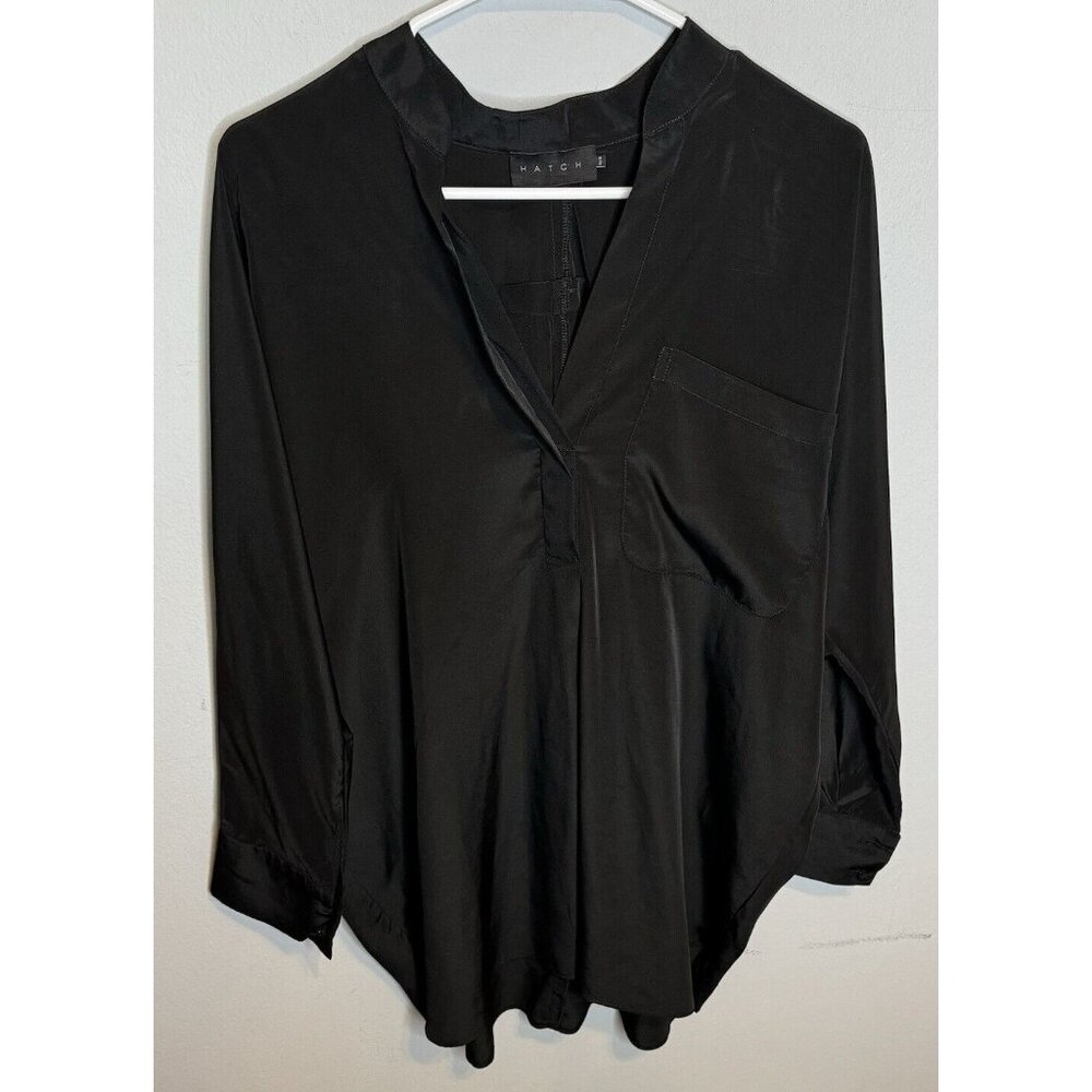 Hatch Maternity Visitor Blouse One Size Black Long Sleeve V Neck Shiny - Picture 2 of 7